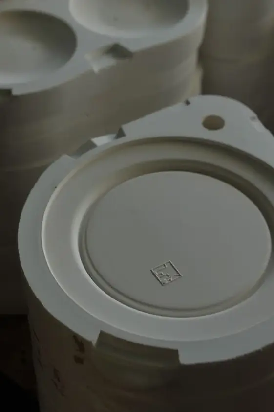 せっ器 Plate S (黒)
